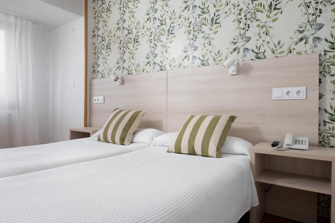 Hotel Mi Casa Sabinanigo Ngoại thất bức ảnh
