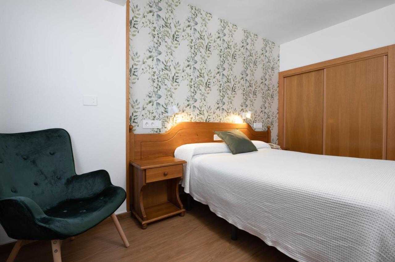 Hotel Mi Casa Sabinanigo Ngoại thất bức ảnh