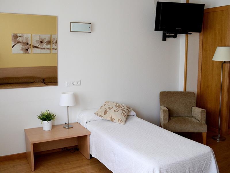 Hotel Mi Casa Sabinanigo Ngoại thất bức ảnh