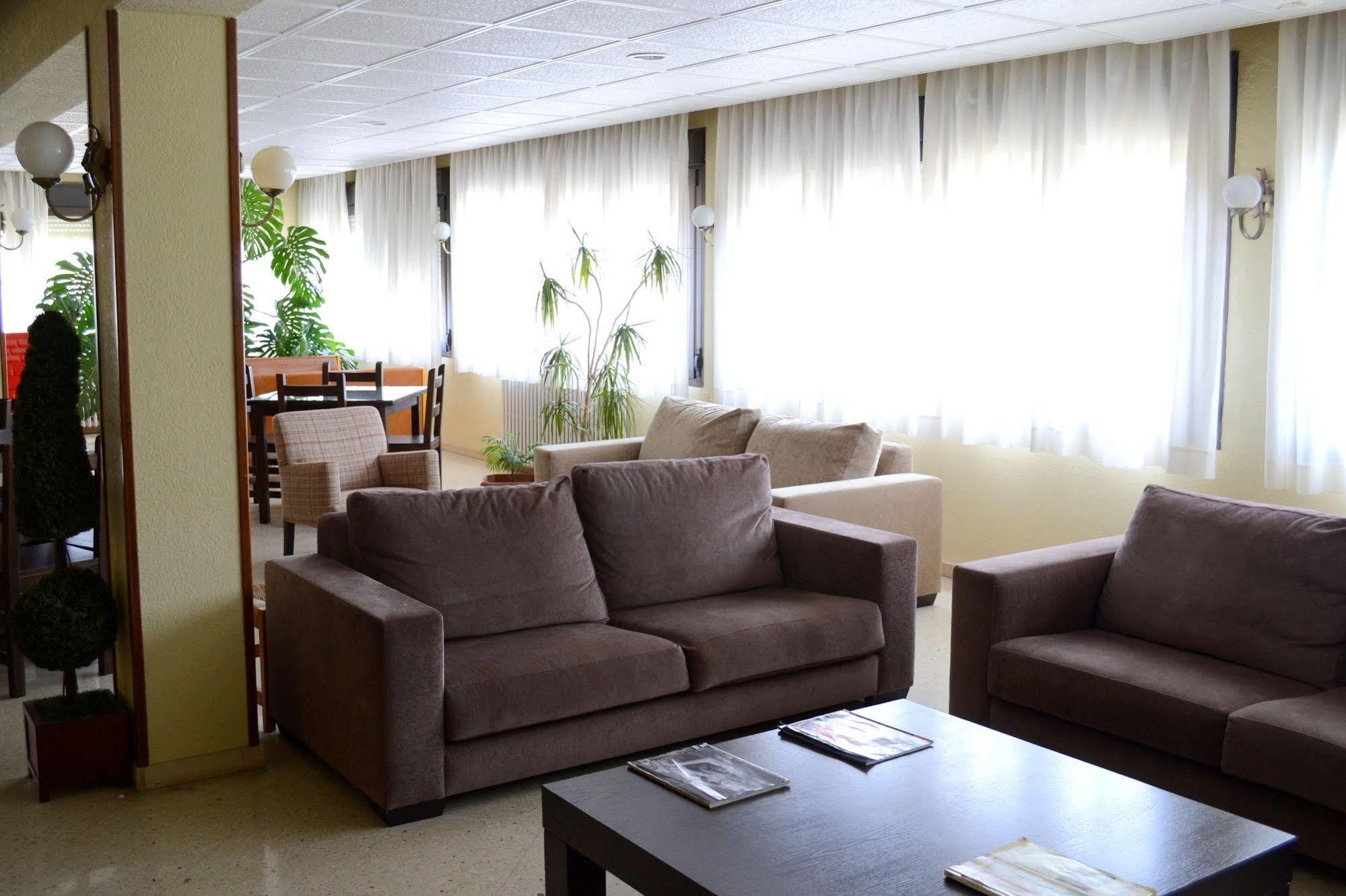 Hotel Mi Casa Sabinanigo Ngoại thất bức ảnh